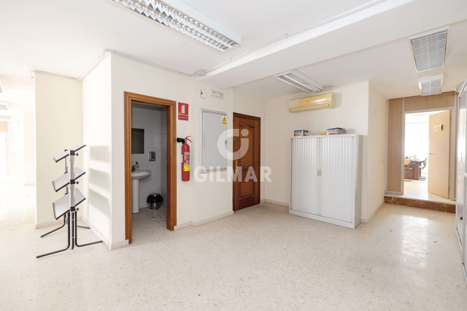 Kontor til salg i Malaga by - € 350.000 (Ref: 9219564)