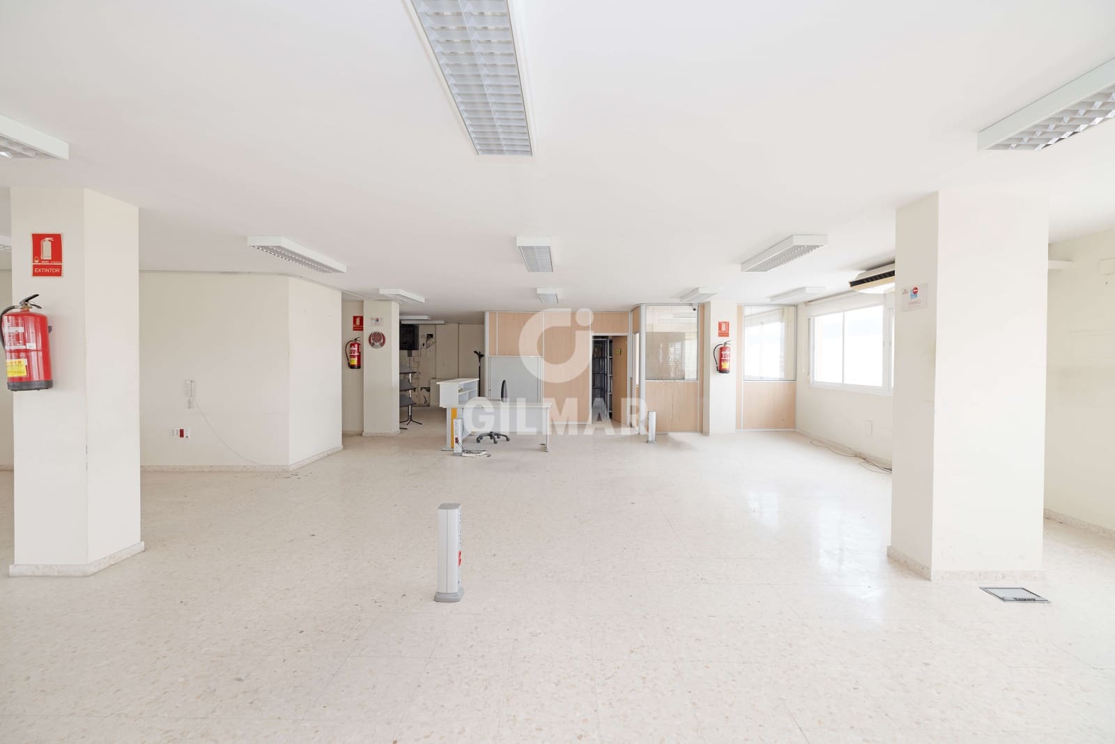 Kontor til salg i Malaga by - € 350.000 (Ref: 9219564)