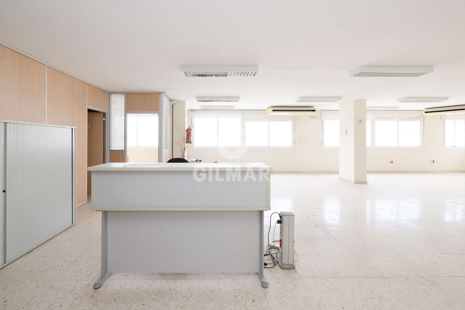 Kontor til salg i Malaga by - € 350.000 (Ref: 9219564)