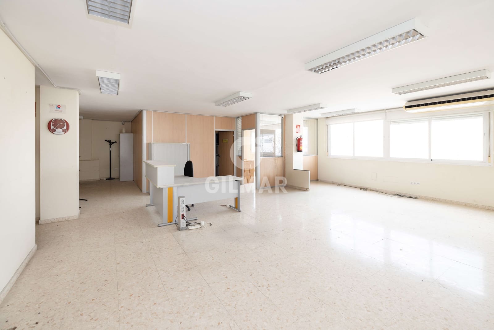 Kontor til salg i Malaga by - € 350.000 (Ref: 9219564)