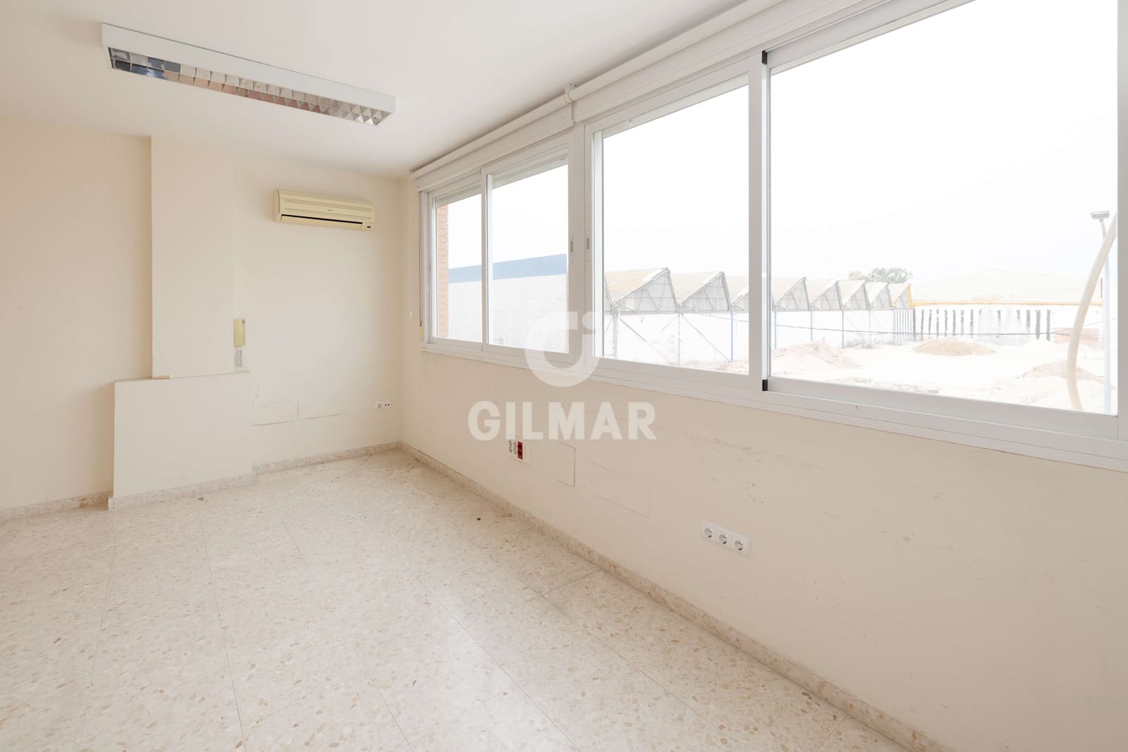 Kontor til salg i Malaga by - € 350.000 (Ref: 9219564)