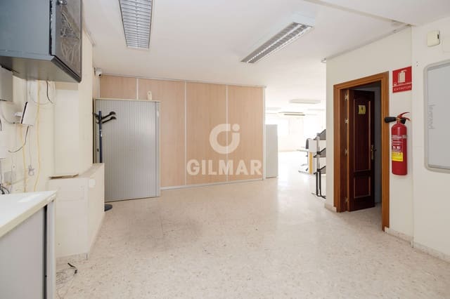 Office for sale in Parq Emp Santa Cruz, Málaga city - € 350,000 (Ref: 9219564)