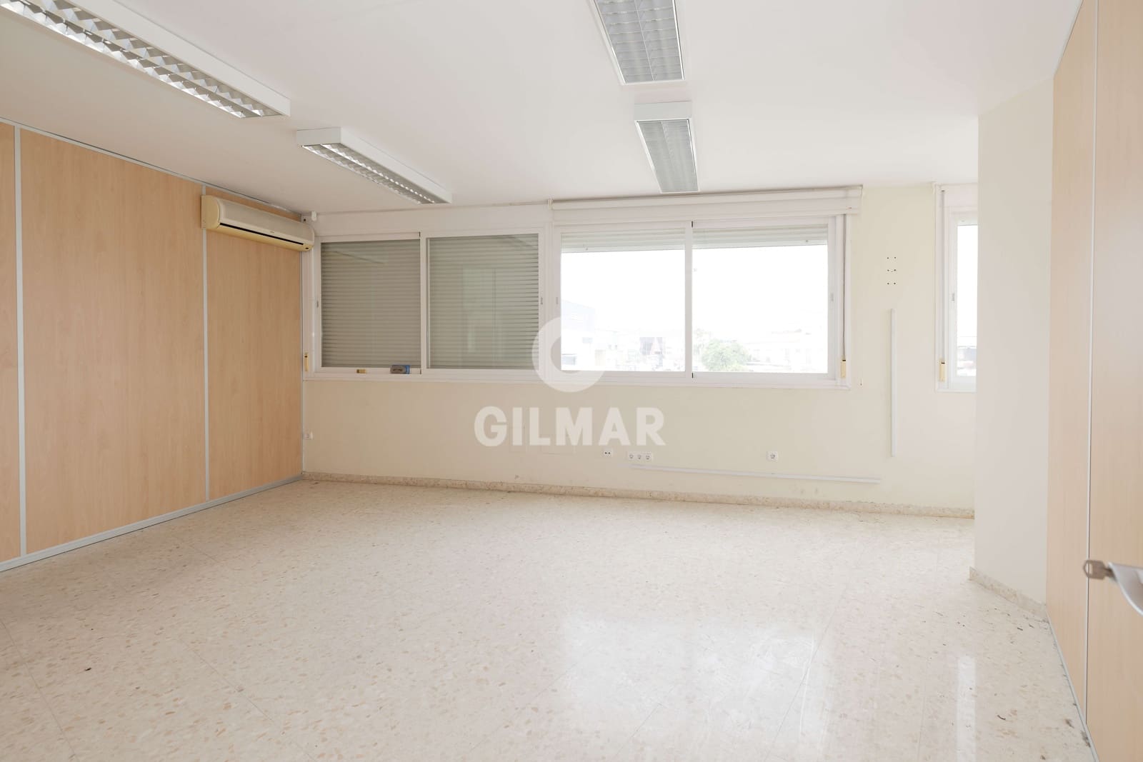 Kontor til salg i Malaga by - € 350.000 (Ref: 9219564)