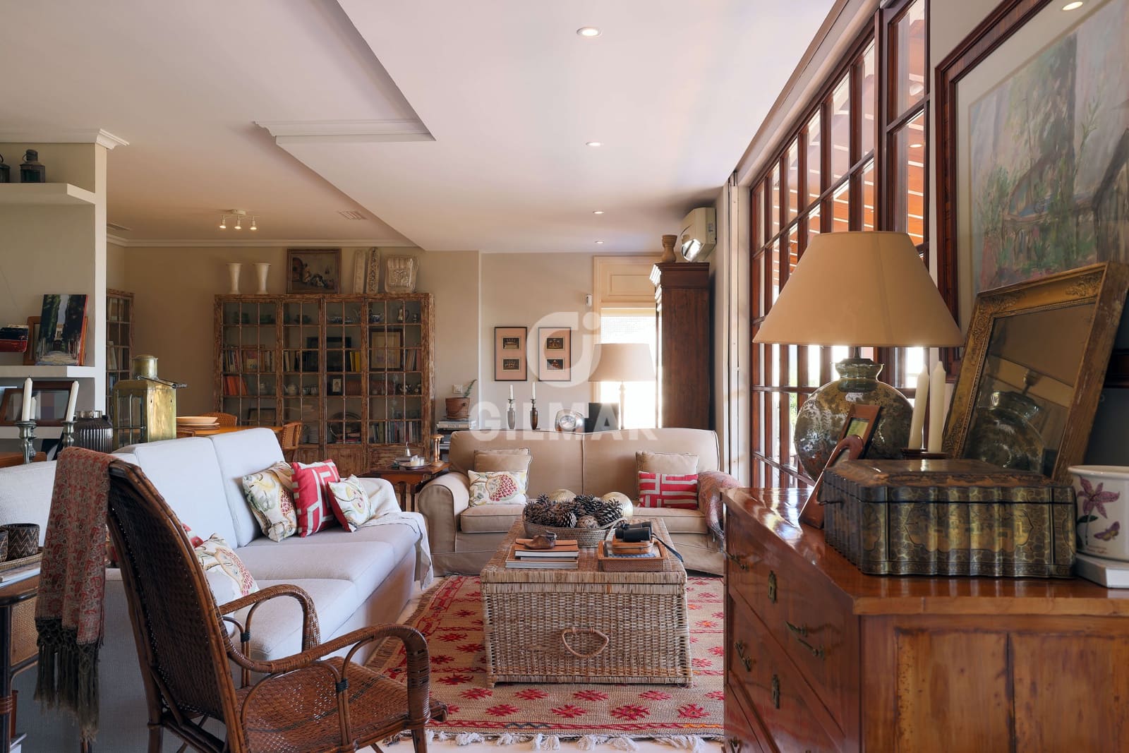 5 soverom Villa til salgs i Malaga by med svømmebasseng garasje - € 1 990 000 (Ref: 9219565)