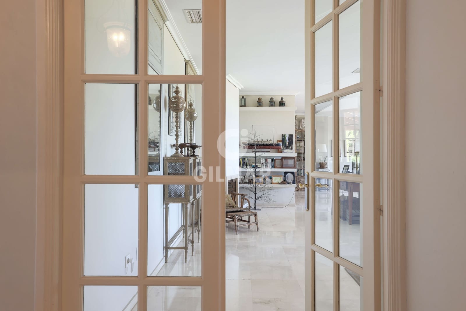 5 soverom Villa til salgs i Malaga by med svømmebasseng garasje - € 1 990 000 (Ref: 9219565)