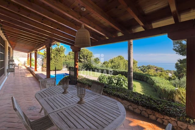 5 soverom Villa til salgs i Pinares de San Antón, Málaga by med svømmebasseng garasje - € 1 990 000 (Ref: 9219565)