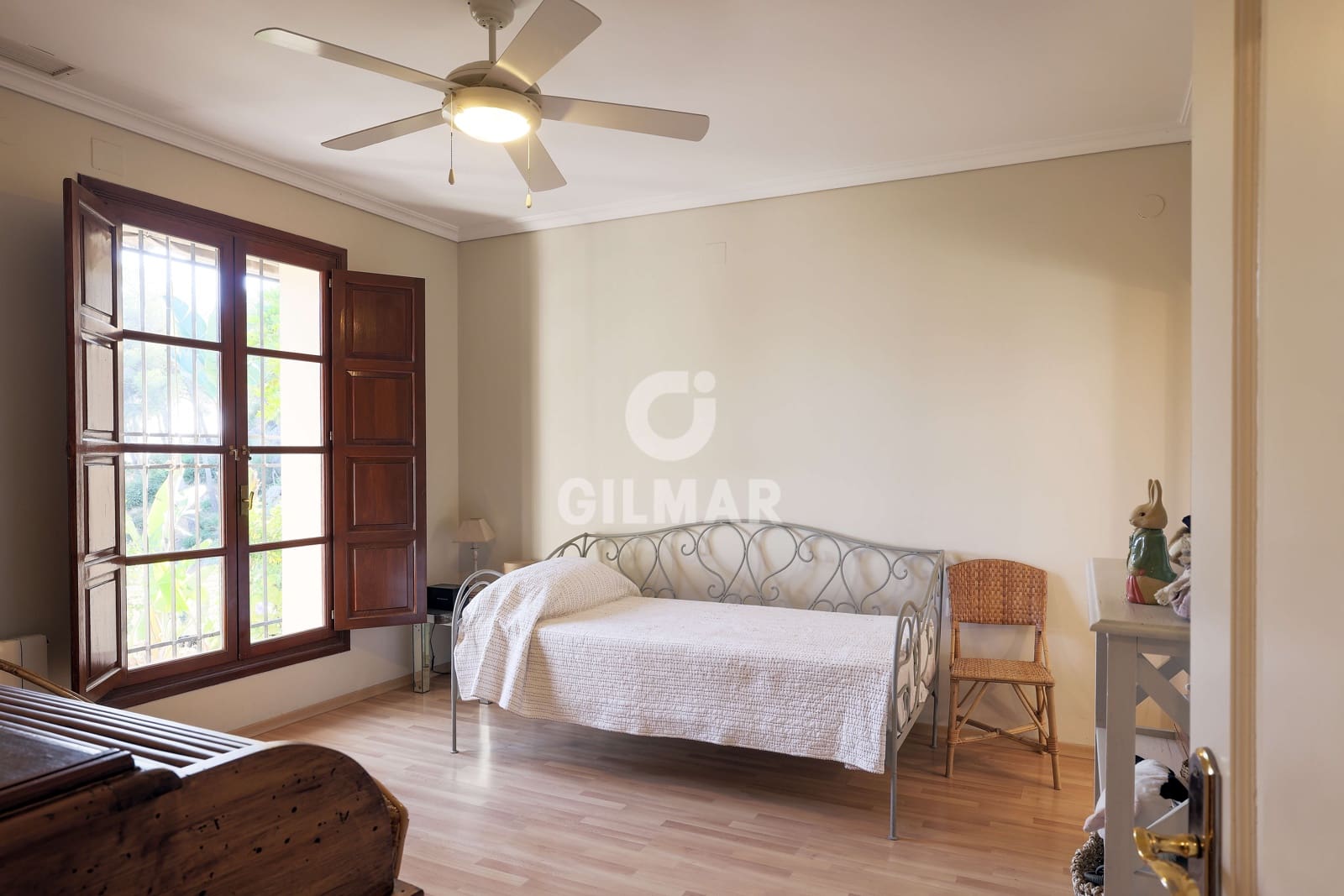 5 soverom Villa til salgs i Malaga by med svømmebasseng garasje - € 1 990 000 (Ref: 9219565)