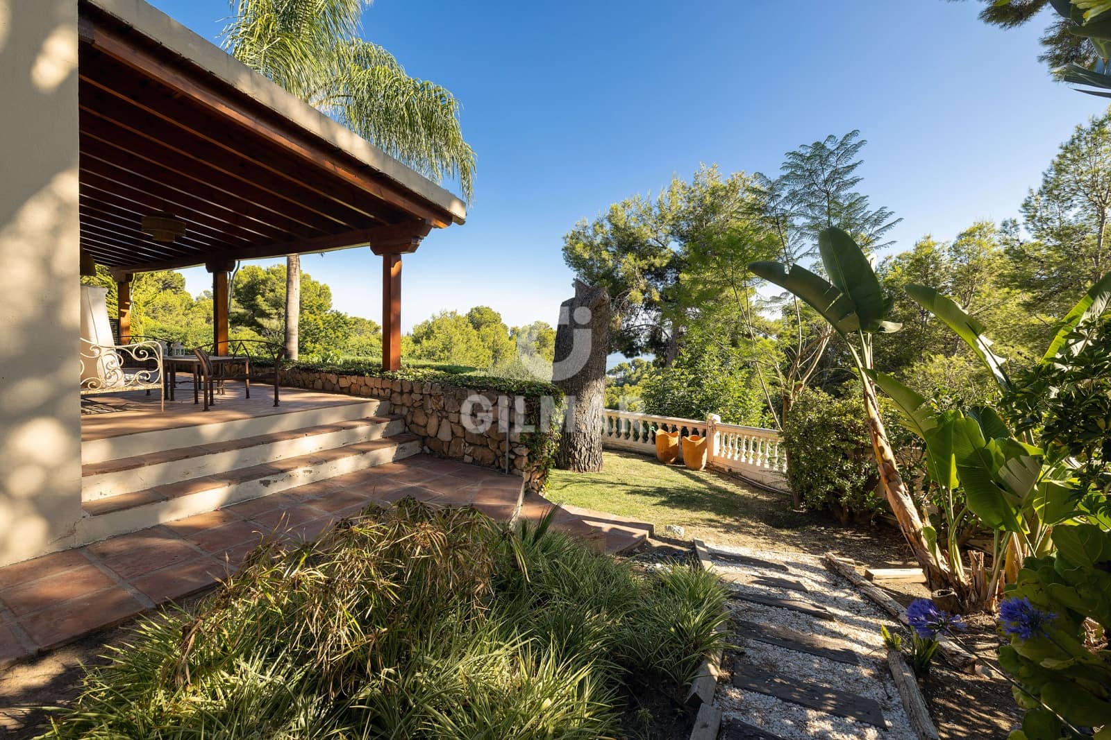 5 soverom Villa til salgs i Malaga by med svømmebasseng garasje - € 1 990 000 (Ref: 9219565)