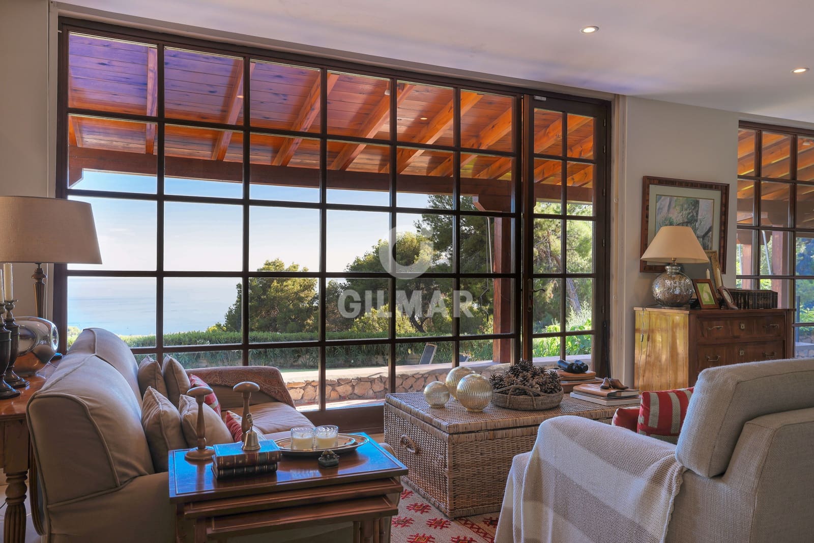 5 soverom Villa til salgs i Malaga by med svømmebasseng garasje - € 1 990 000 (Ref: 9219565)