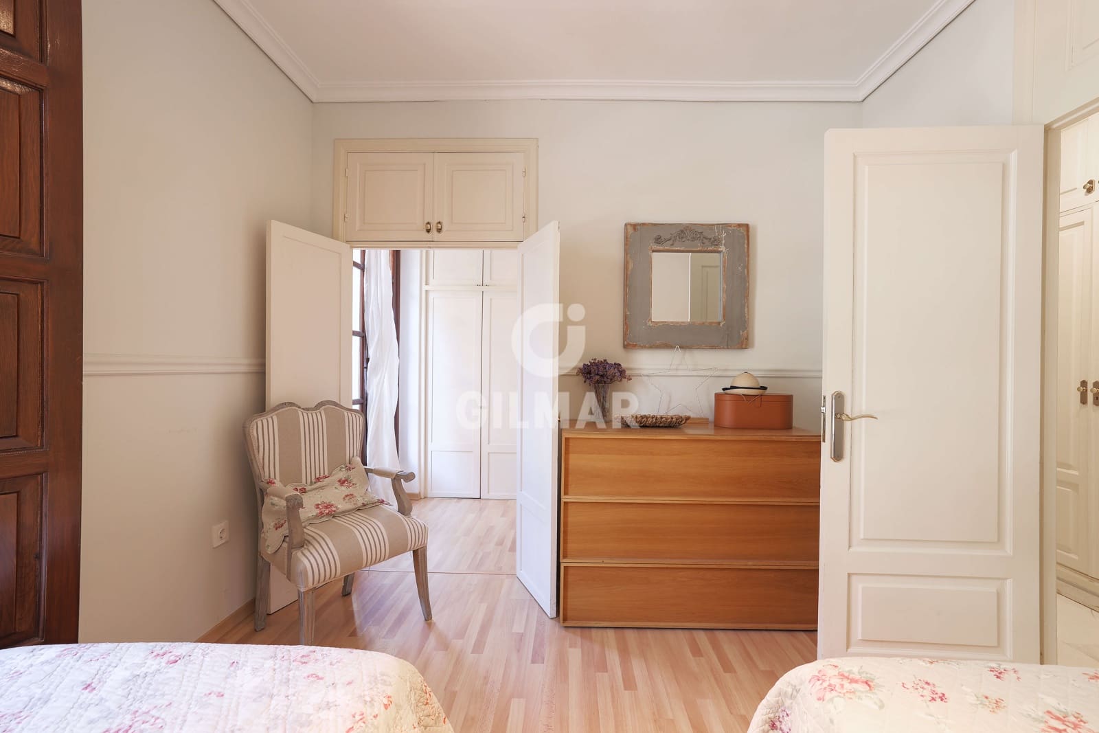 5 soverom Villa til salgs i Malaga by med svømmebasseng garasje - € 1 990 000 (Ref: 9219565)