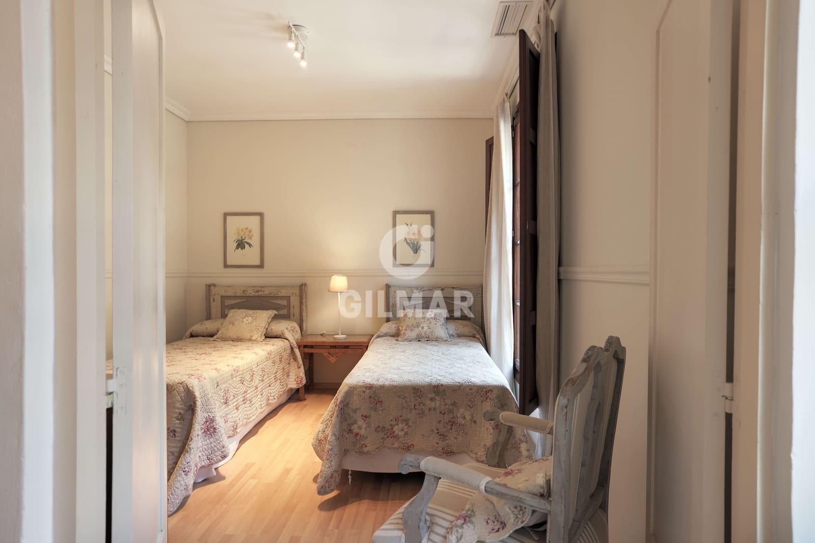 5 soverom Villa til salgs i Malaga by med svømmebasseng garasje - € 1 990 000 (Ref: 9219565)