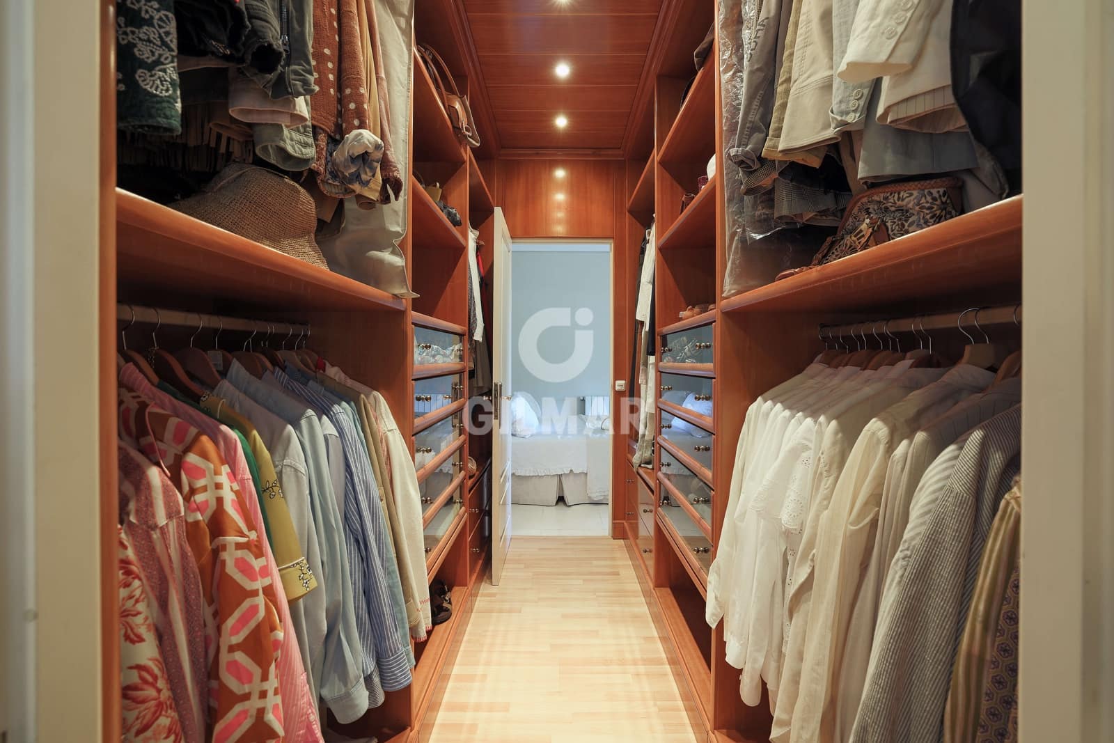 5 soverom Villa til salgs i Malaga by med svømmebasseng garasje - € 1 990 000 (Ref: 9219565)