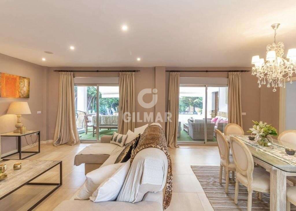 5 sypialnia Willa na sprzedaż w Miasto Malaga z basenem garażem - 1 700 000 € (Ref: 9219566)