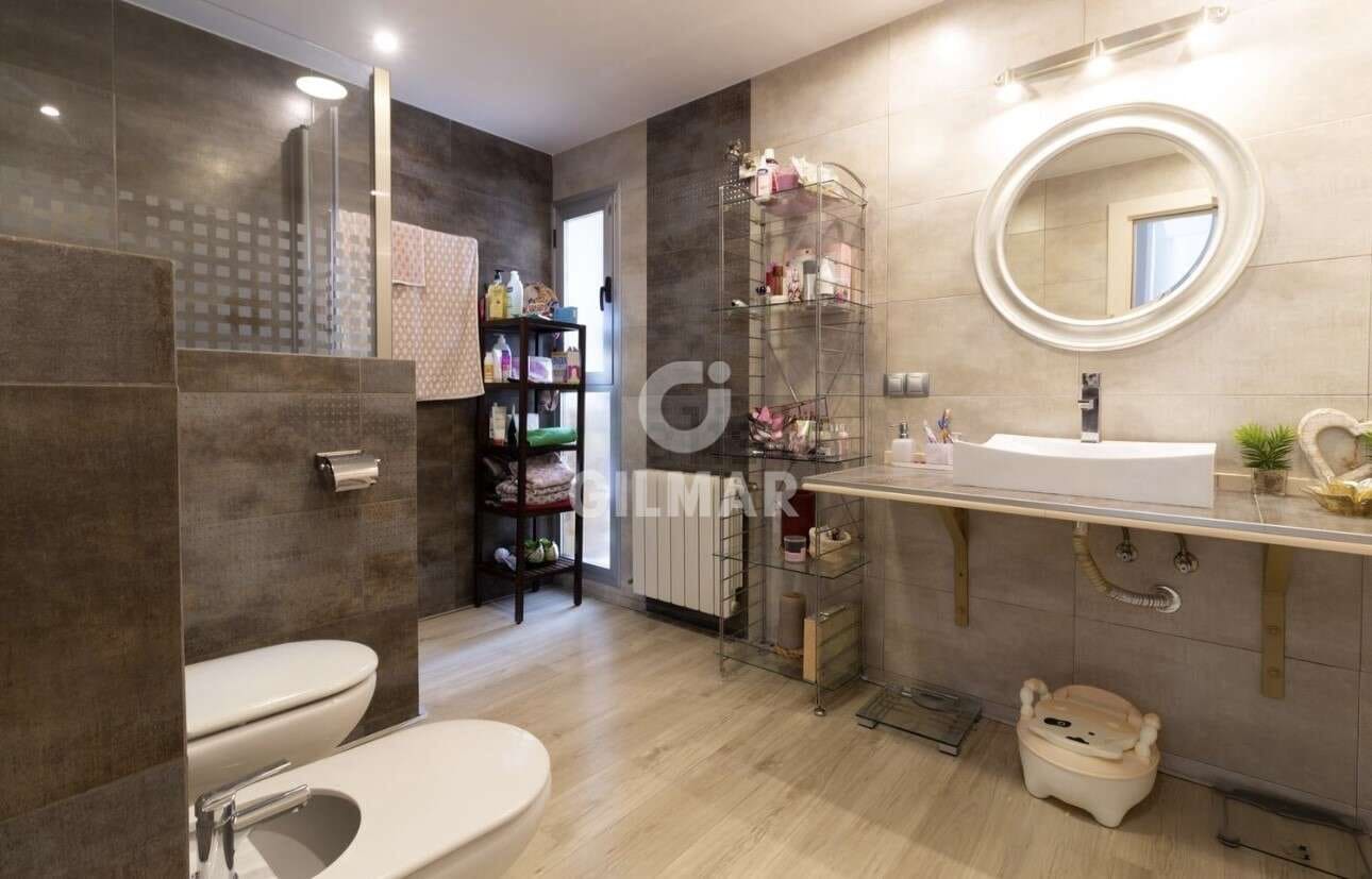 5 sypialnia Willa na sprzedaż w Miasto Malaga z basenem garażem - 1 700 000 € (Ref: 9219566)