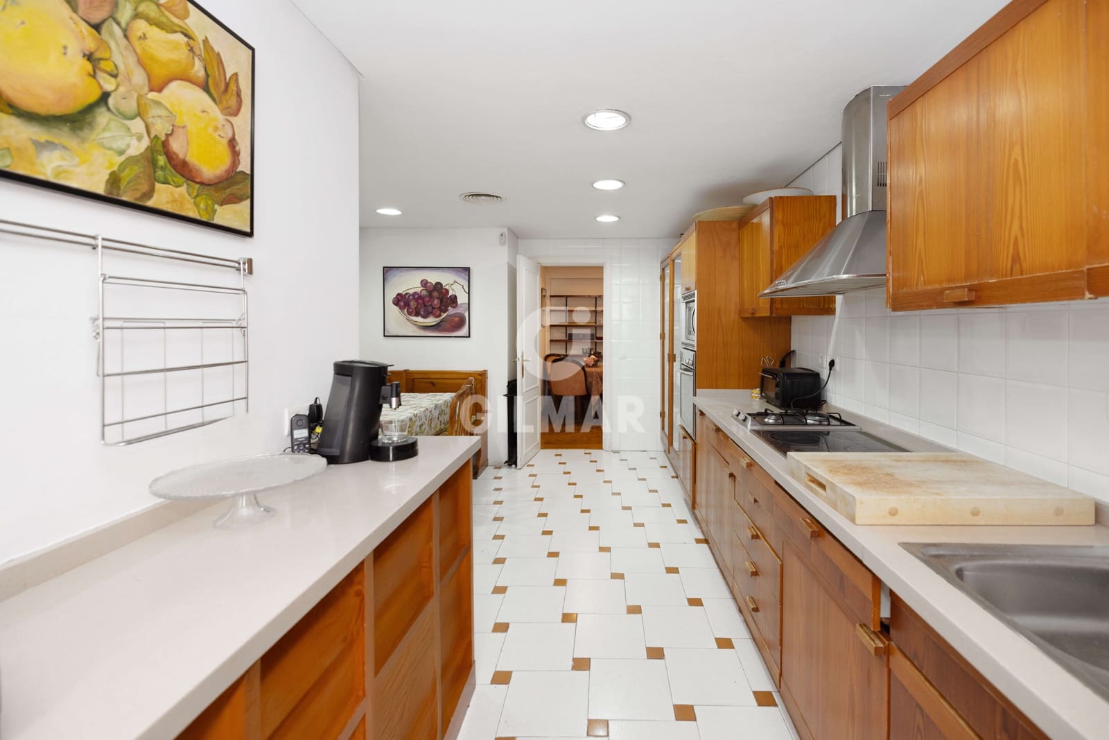 4 soveværelse Lejlighed til salg i Malaga by med swimmingpool - € 1.200.000 (Ref: 9219568)