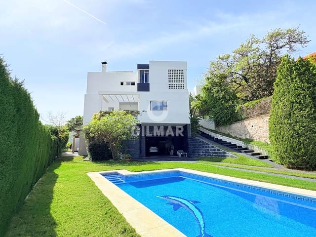 4 soverom Villa til salgs i Parque Clavero, Málaga by med svømmebasseng garasje - € 2 100 000 (Ref: 9219570)