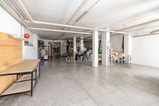 Kommersiell til salgs i Pedregalejo, Málaga by - € 950 000 (Ref: 9219573)