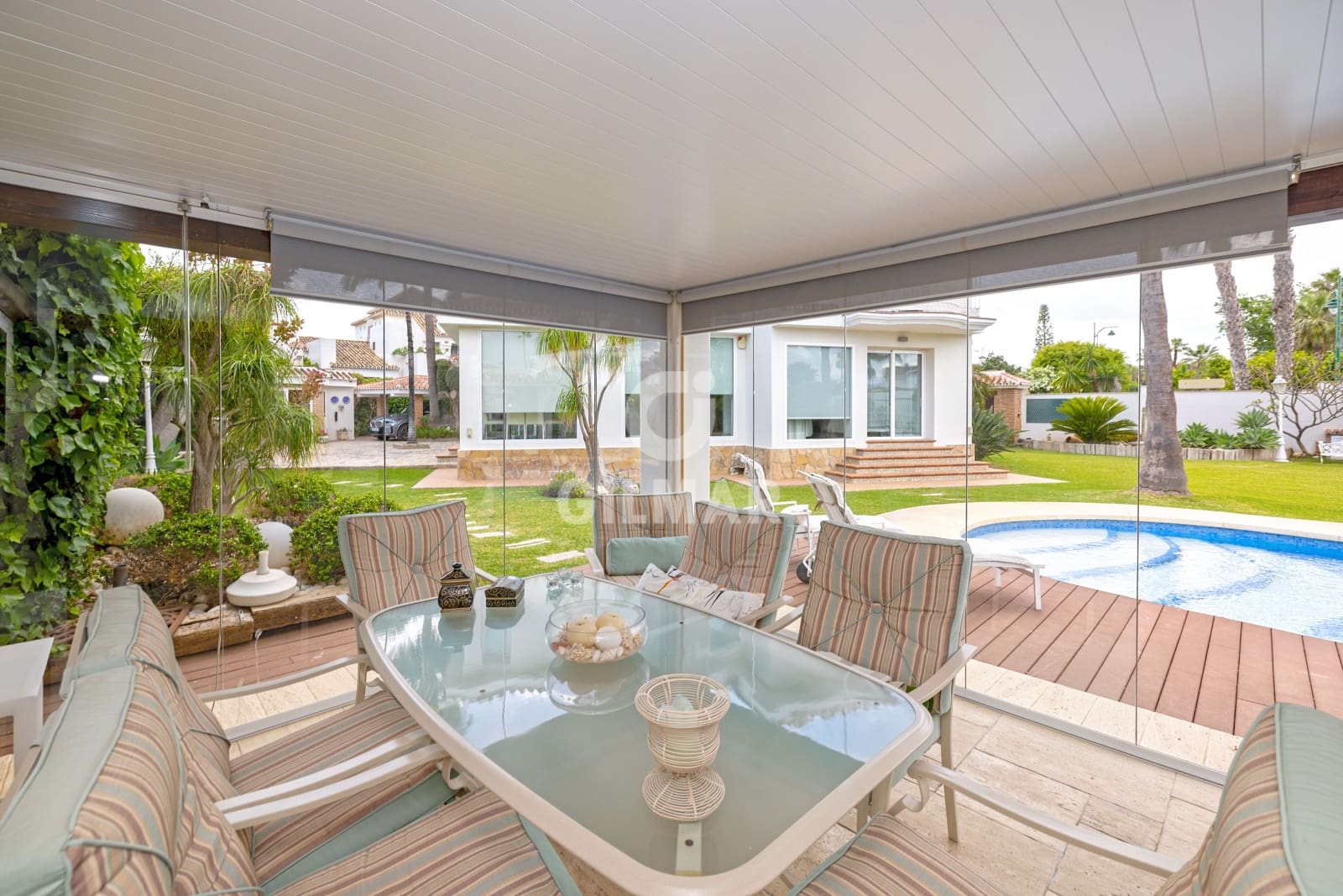 5 sypialnia Willa na sprzedaż w Churriana z basenem garażem - 2 400 000 € (Ref: 9219575)