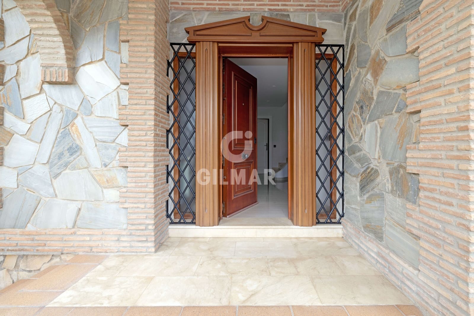 5 sypialnia Willa na sprzedaż w Churriana z basenem garażem - 2 400 000 € (Ref: 9219575)