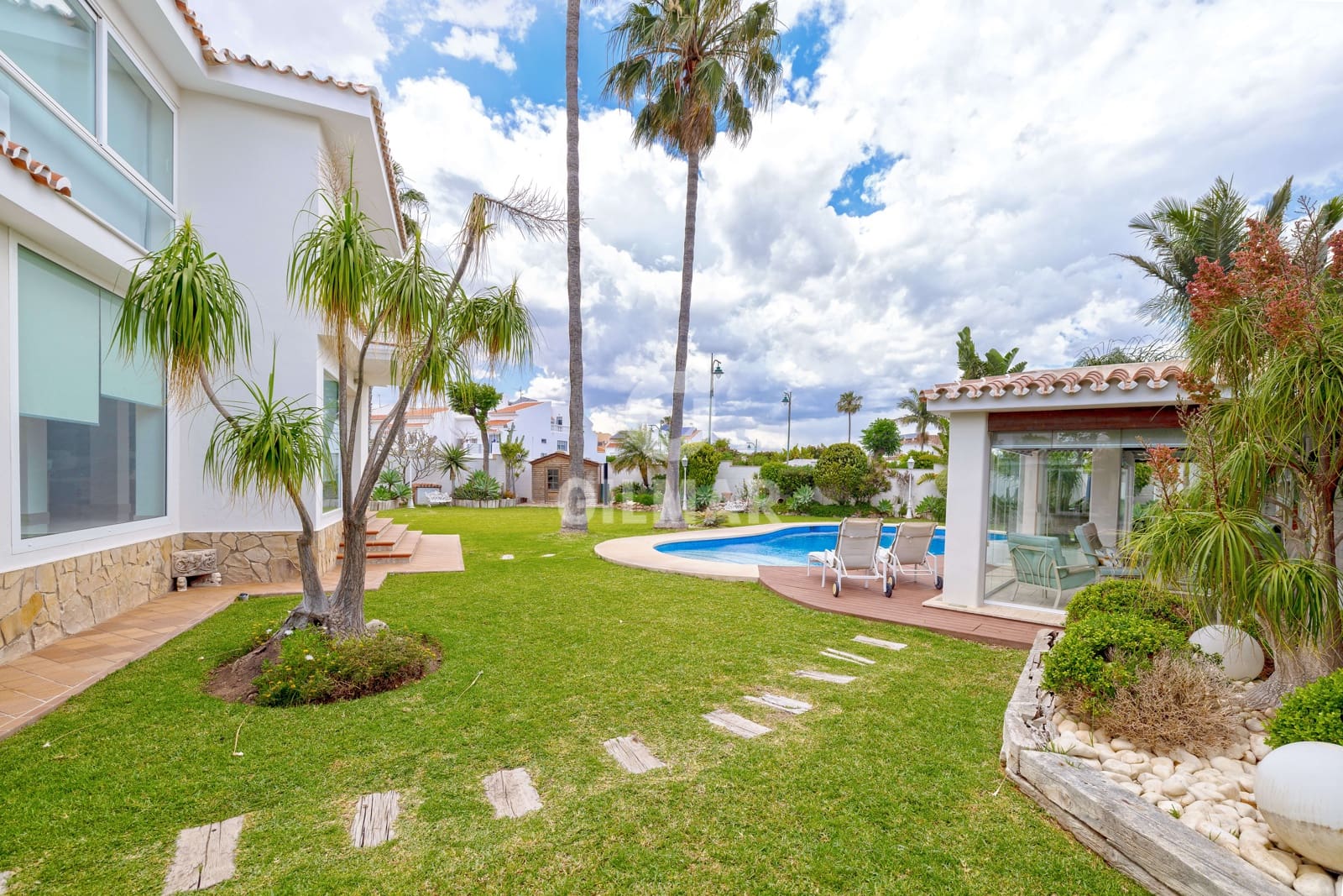 5 sypialnia Willa na sprzedaż w Churriana z basenem garażem - 2 400 000 € (Ref: 9219575)