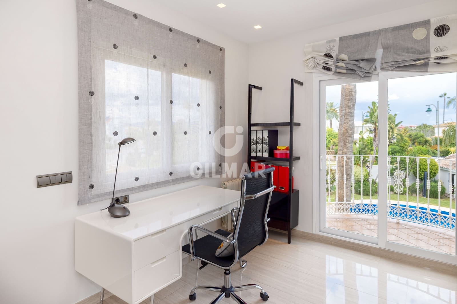 5 sypialnia Willa na sprzedaż w Churriana z basenem garażem - 2 400 000 € (Ref: 9219575)