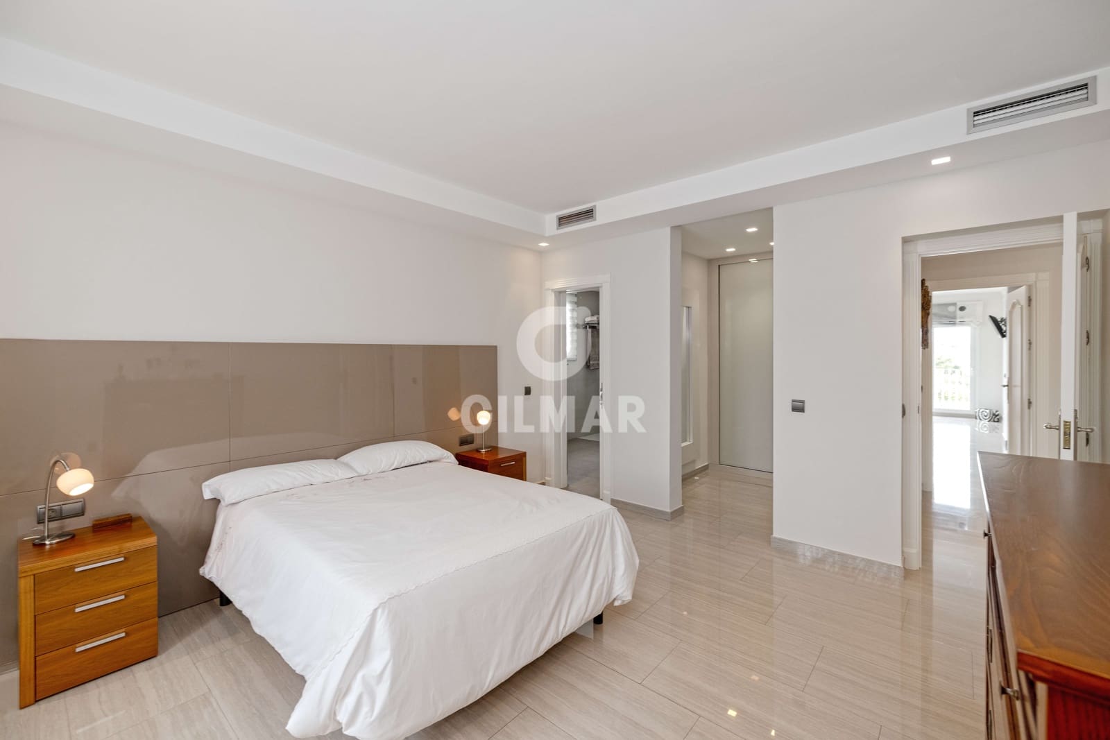 5 sypialnia Willa na sprzedaż w Churriana z basenem garażem - 2 400 000 € (Ref: 9219575)