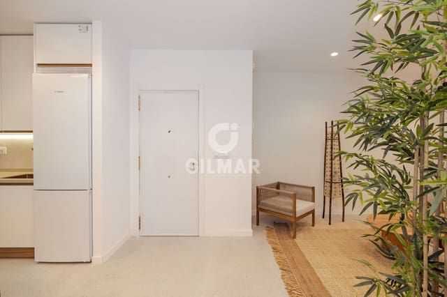 2 slaapkamer Flat te koop in R.e.n.f.e., Málaga stad met garage - € 380.000 (Ref: 9219576)