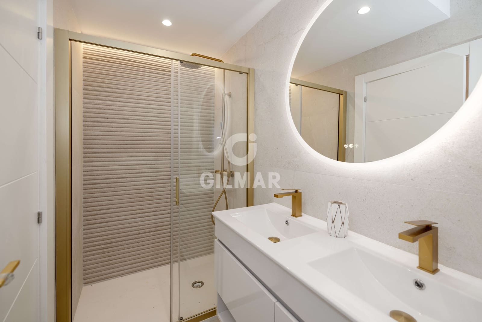 2 soverom Leilighet til salgs i Malaga by med garasje - € 380 000 (Ref: 9219576)