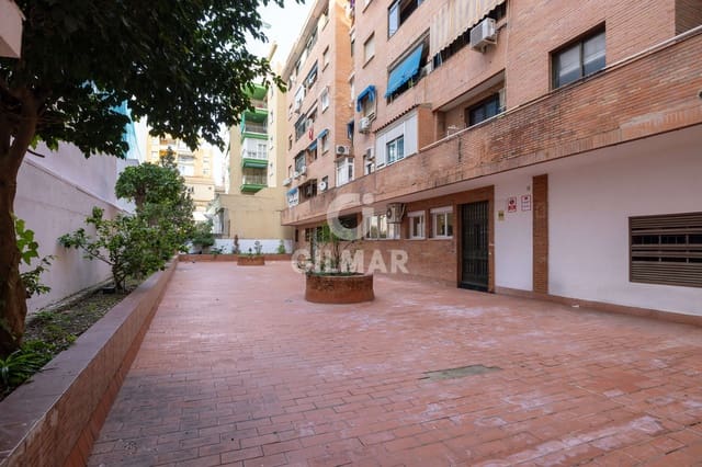 2 slaapkamer Flat te koop in R.e.n.f.e., Málaga stad met garage - € 380.000 (Ref: 9219576)
