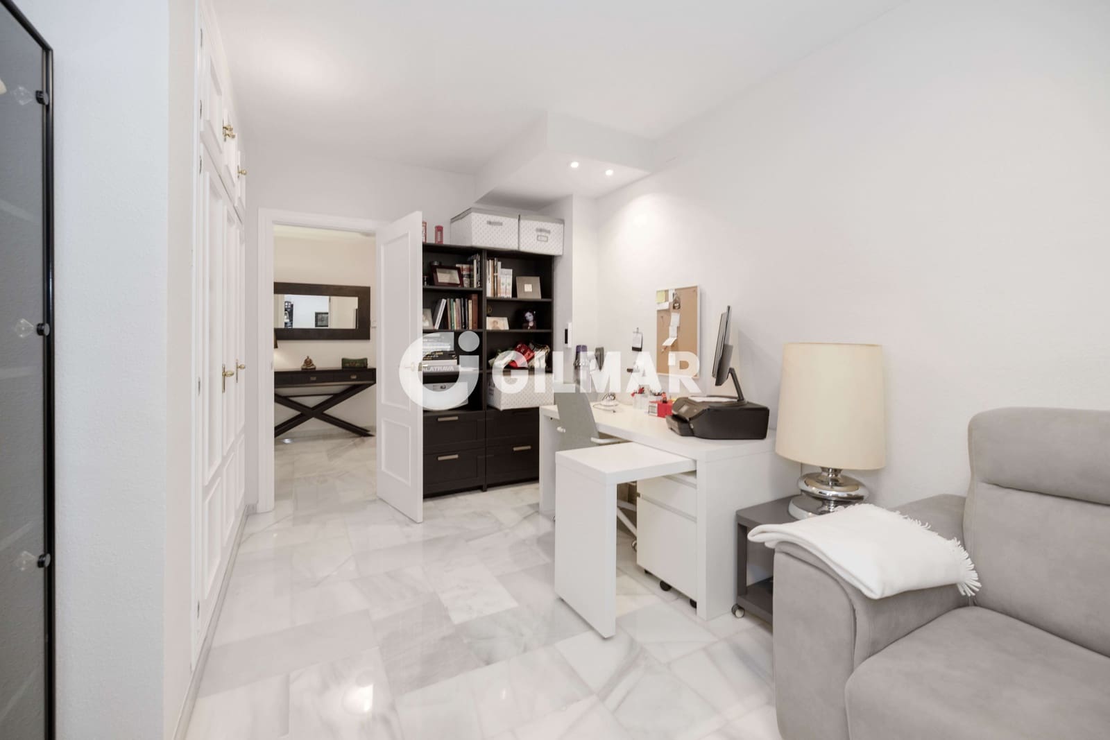 5 soveværelse Lejlighed til salg i Malaga by med swimmingpool garage - € 1.200.000 (Ref: 9219577)
