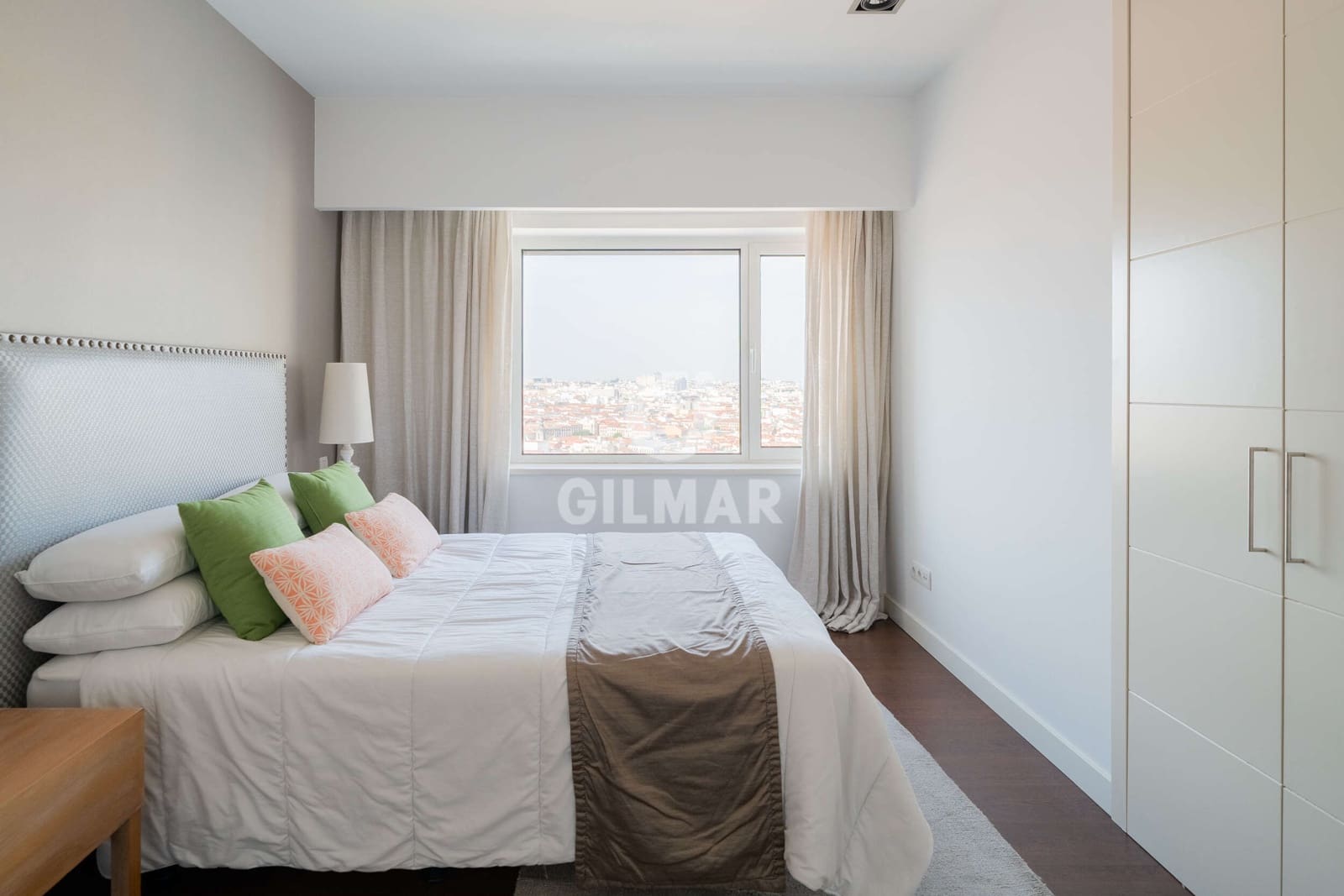 2 soveværelse Lejlighed til salg i Madrid by med swimmingpool - € 1.270.000 (Ref: 9219579)