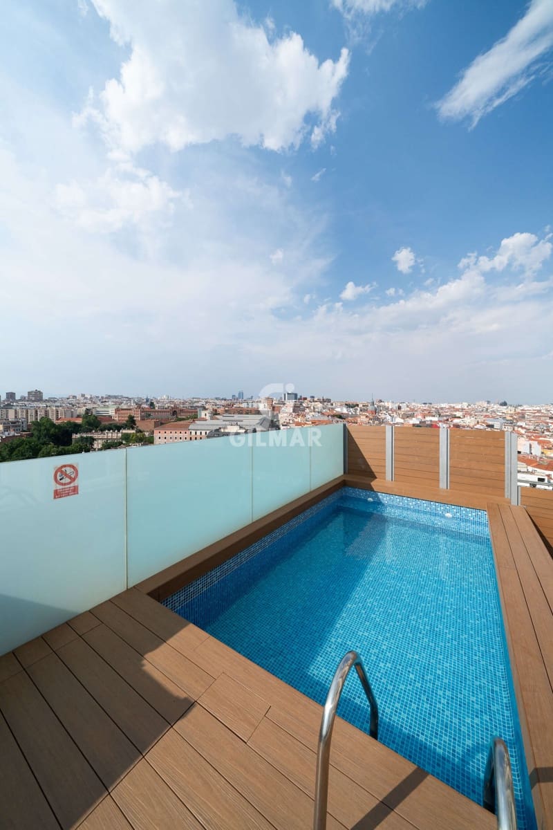 2 soveværelse Lejlighed til salg i Madrid by med swimmingpool - € 1.270.000 (Ref: 9219579)