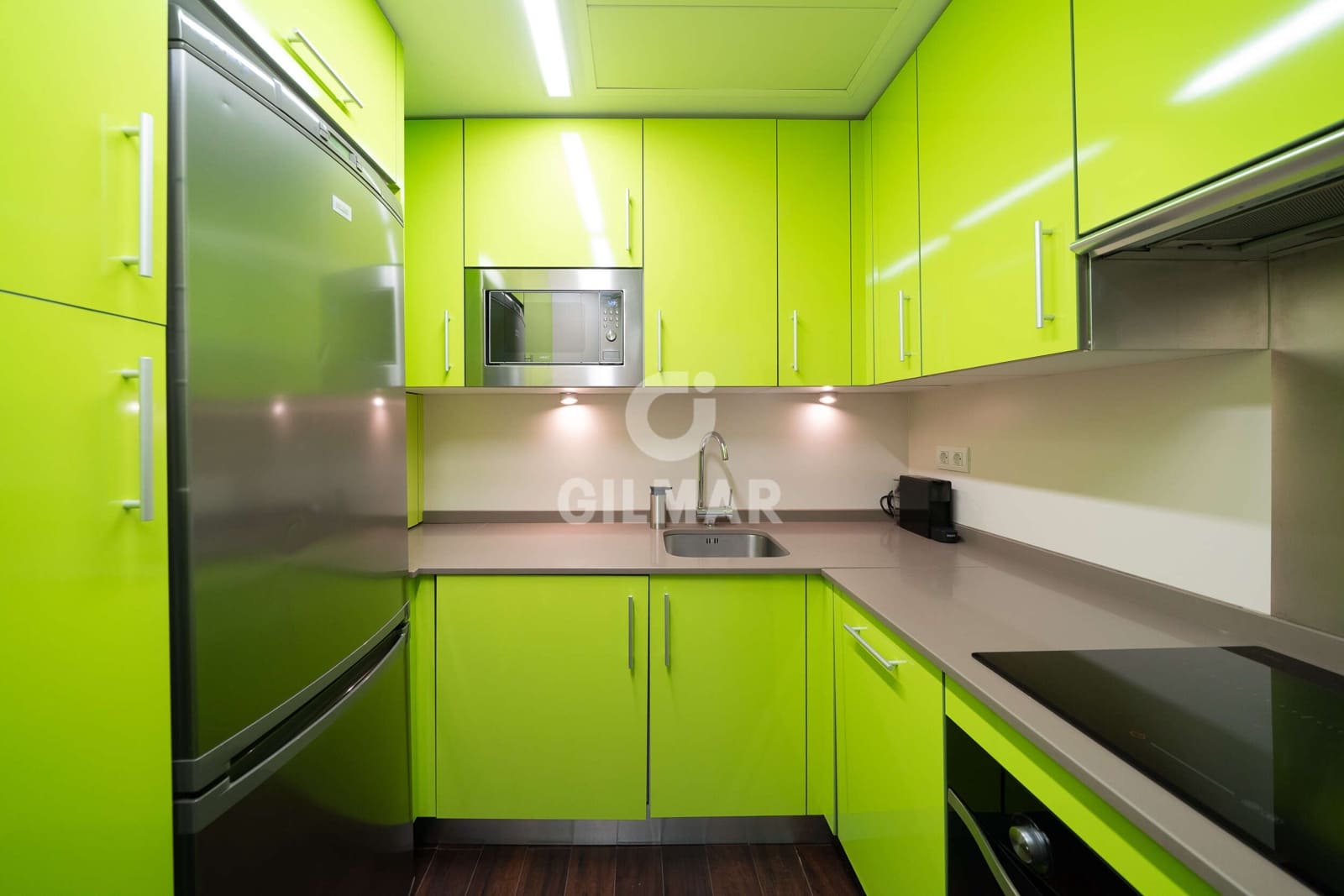 2 soveværelse Lejlighed til salg i Madrid by med swimmingpool - € 1.270.000 (Ref: 9219579)