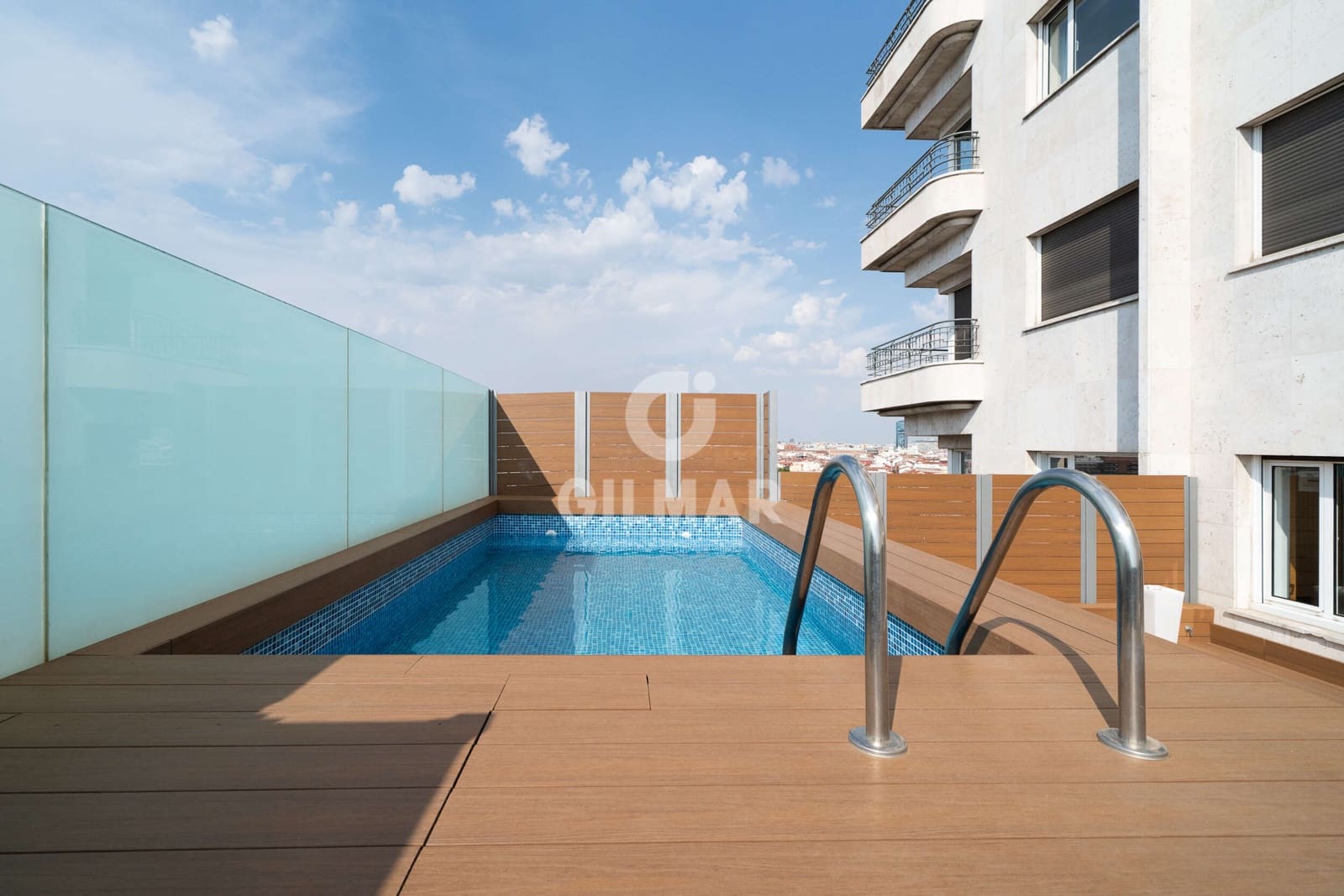 2 soveværelse Lejlighed til salg i Madrid by med swimmingpool - € 1.270.000 (Ref: 9219579)