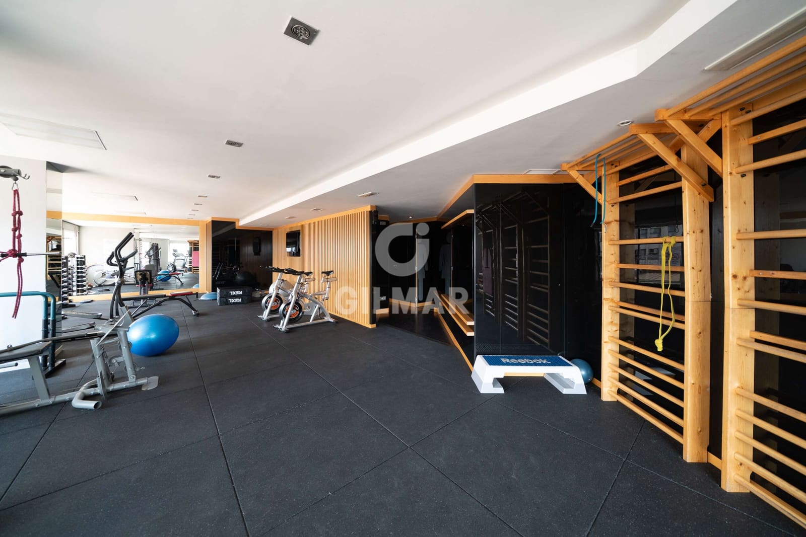 2 soveværelse Lejlighed til salg i Madrid by med swimmingpool - € 1.270.000 (Ref: 9219579)