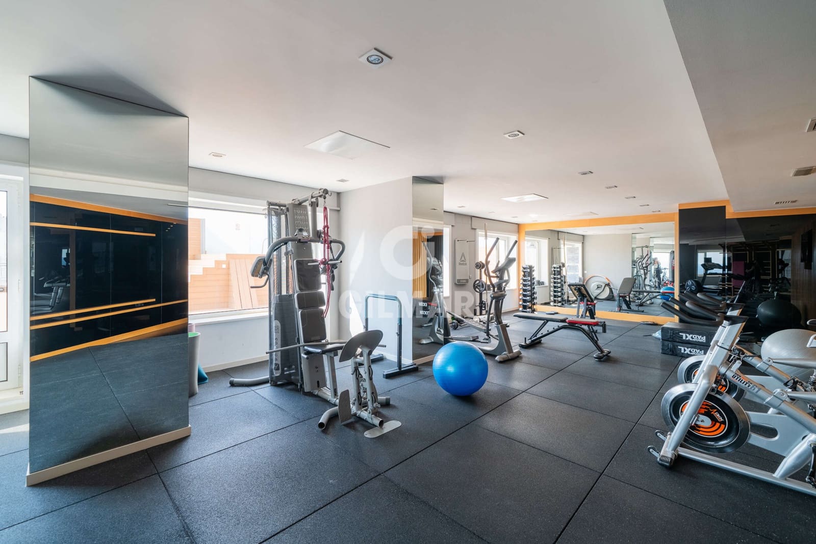 2 soveværelse Lejlighed til salg i Madrid by med swimmingpool - € 1.270.000 (Ref: 9219579)