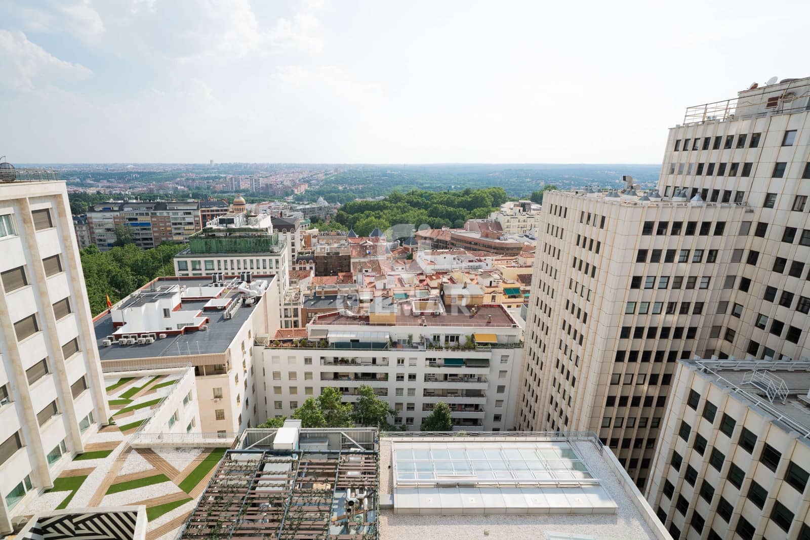 2 soveværelse Lejlighed til salg i Madrid by med swimmingpool - € 1.270.000 (Ref: 9219579)