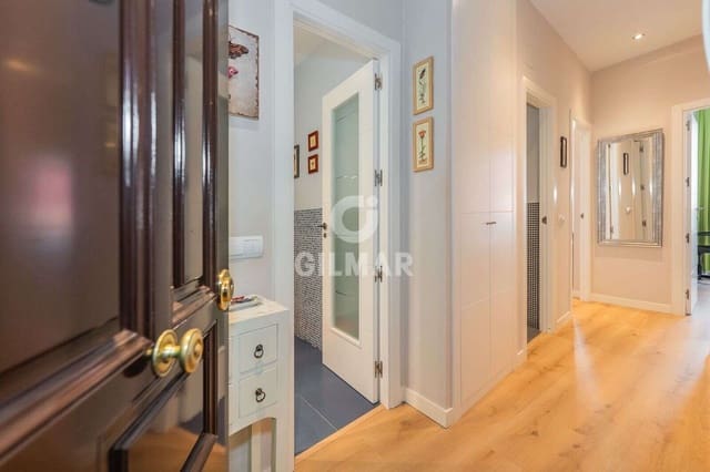 3 makuuhuone Asunto myytävänä paikassa Universidad, Madrid kaupunki - 895 000 € (Ref: 9219585)