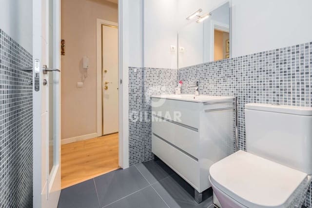 3 makuuhuone Asunto myytävänä paikassa Universidad, Madrid kaupunki - 895 000 € (Ref: 9219585)