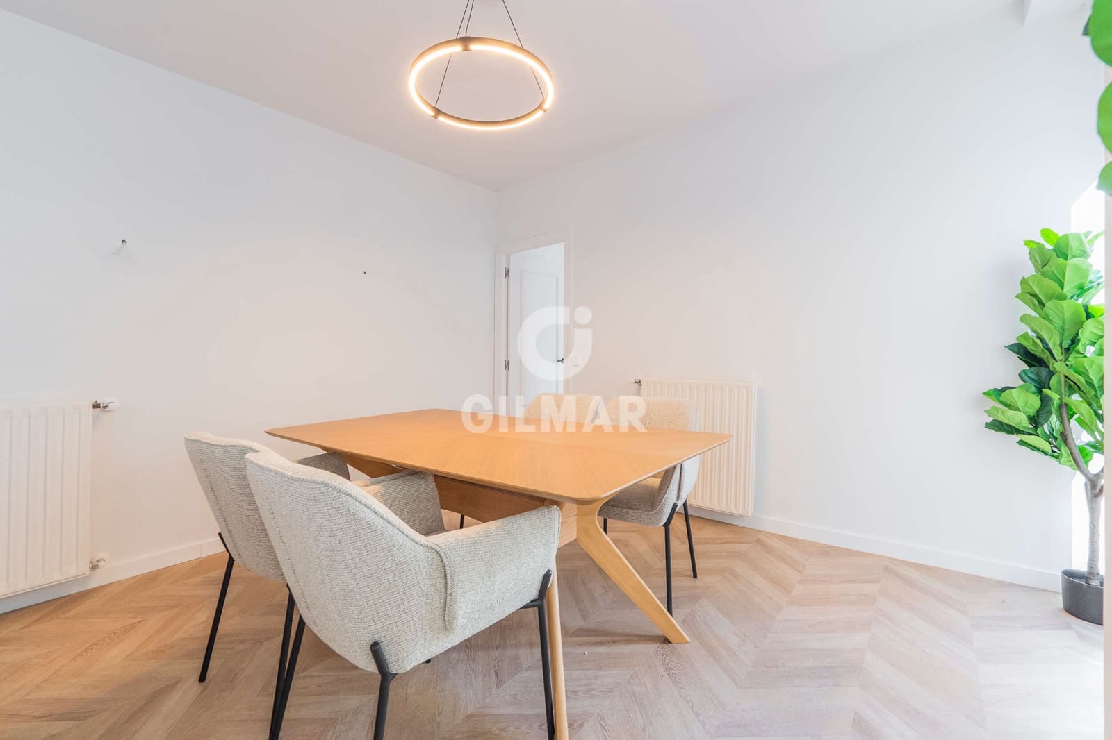 3 slaapkamer Flat te koop in Madrid stad - € 968.000 (Ref: 9219587)