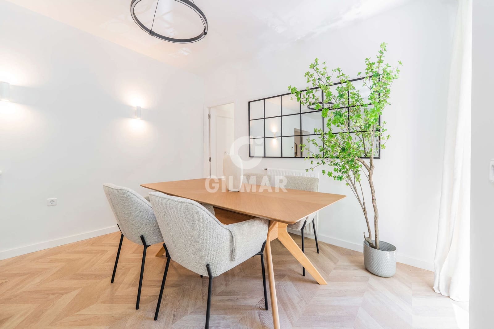 3 bedroom Flat for sale in Madrid city - € 968,000 (Ref: 9219587)