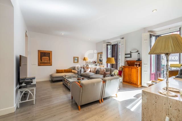2 bedroom Flat for sale in Trafalgar, Madrid city - € 1,099,000 (Ref: 9219588)