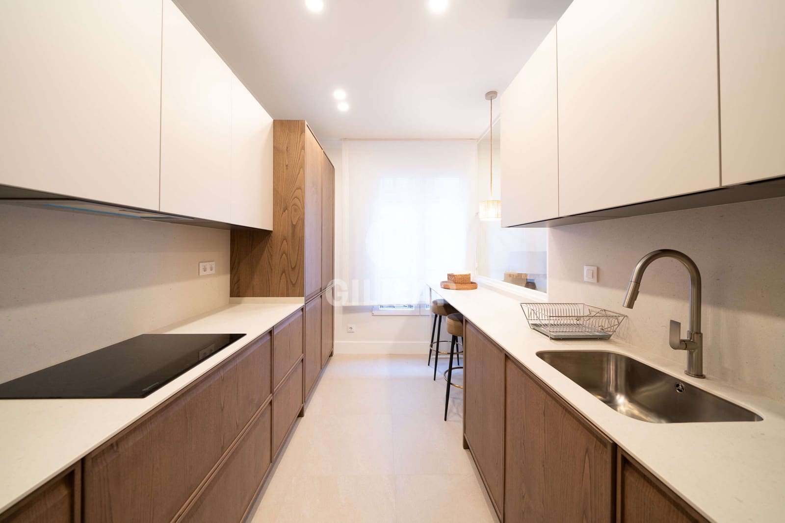 4 slaapkamer Flat te koop in Madrid stad - € 1.070.000 (Ref: 9221439)