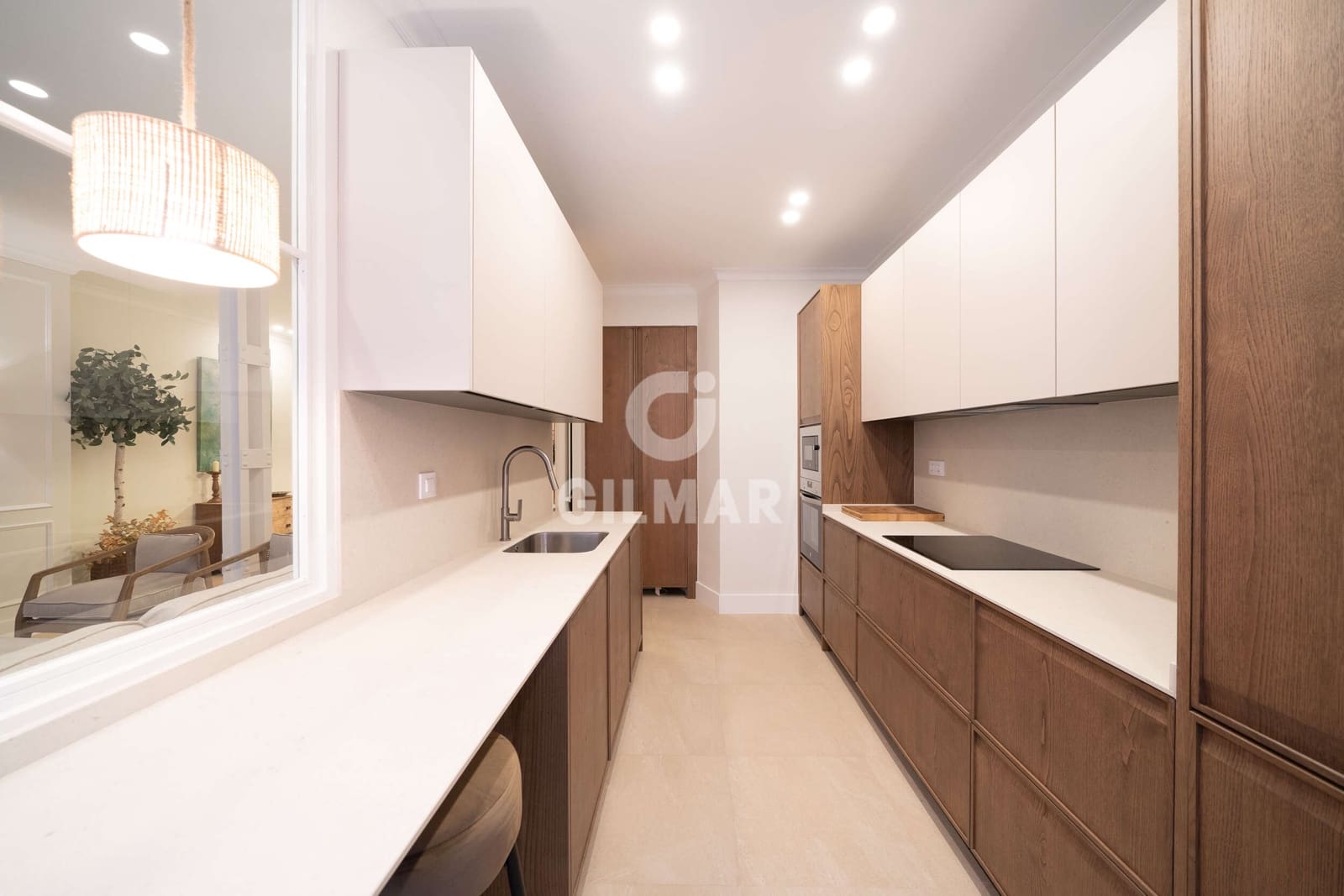 4 slaapkamer Flat te koop in Madrid stad - € 1.070.000 (Ref: 9221439)