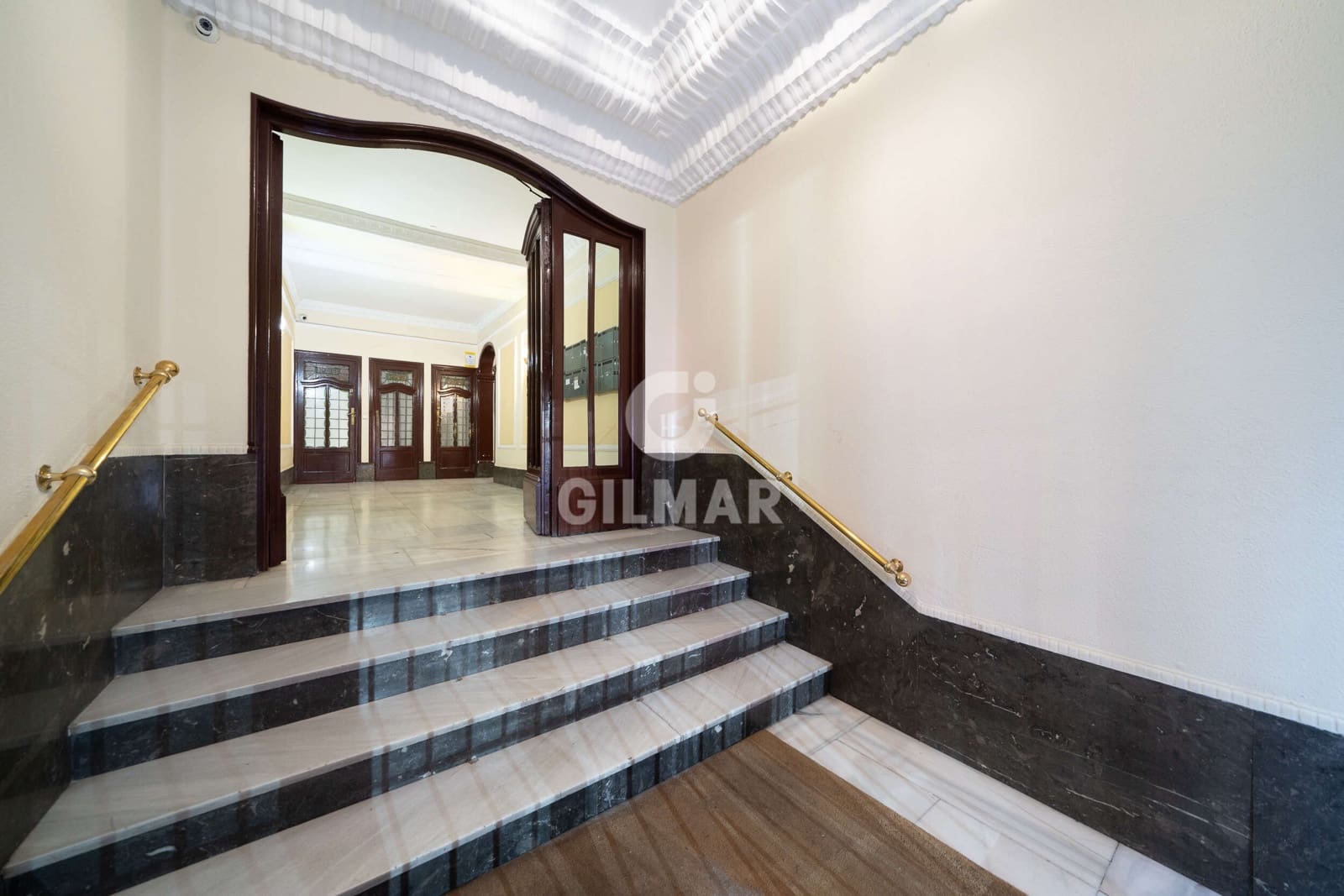 4 slaapkamer Flat te koop in Madrid stad - € 1.070.000 (Ref: 9221439)