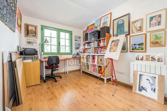 5 bedroom Semi-detached Villa for sale in Palomas, Madrid city with garage - € 1,250,000 (Ref: 9223653)