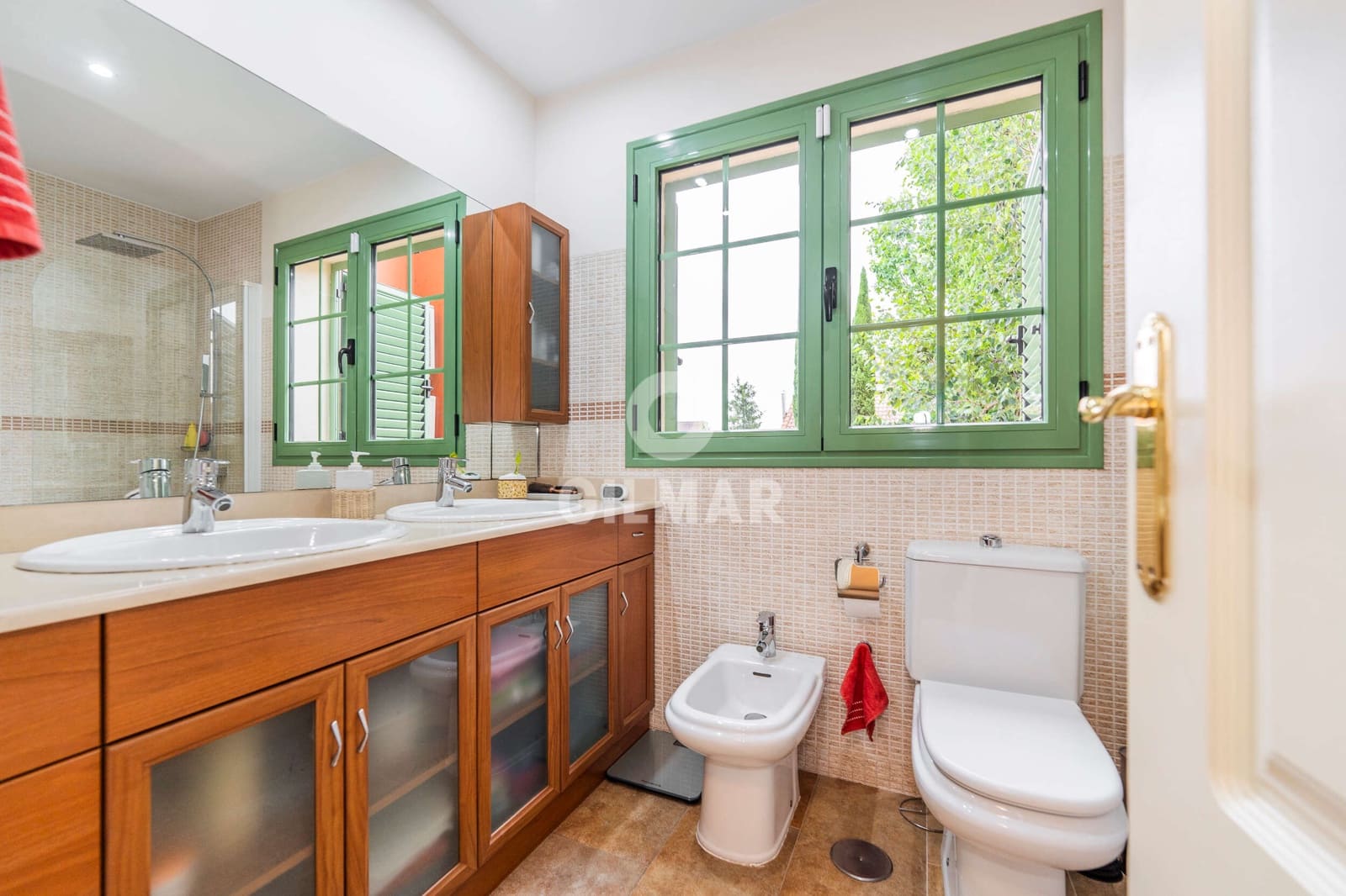 5 soveværelse Semi-Rækkehus til salg i Madrid by med garage - € 1.250.000 (Ref: 9223653)