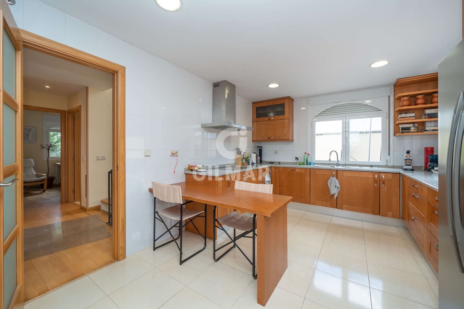 4 bedroom Villa for sale in Madrid city with pool garage - € 999,000 (Ref: 9223654)