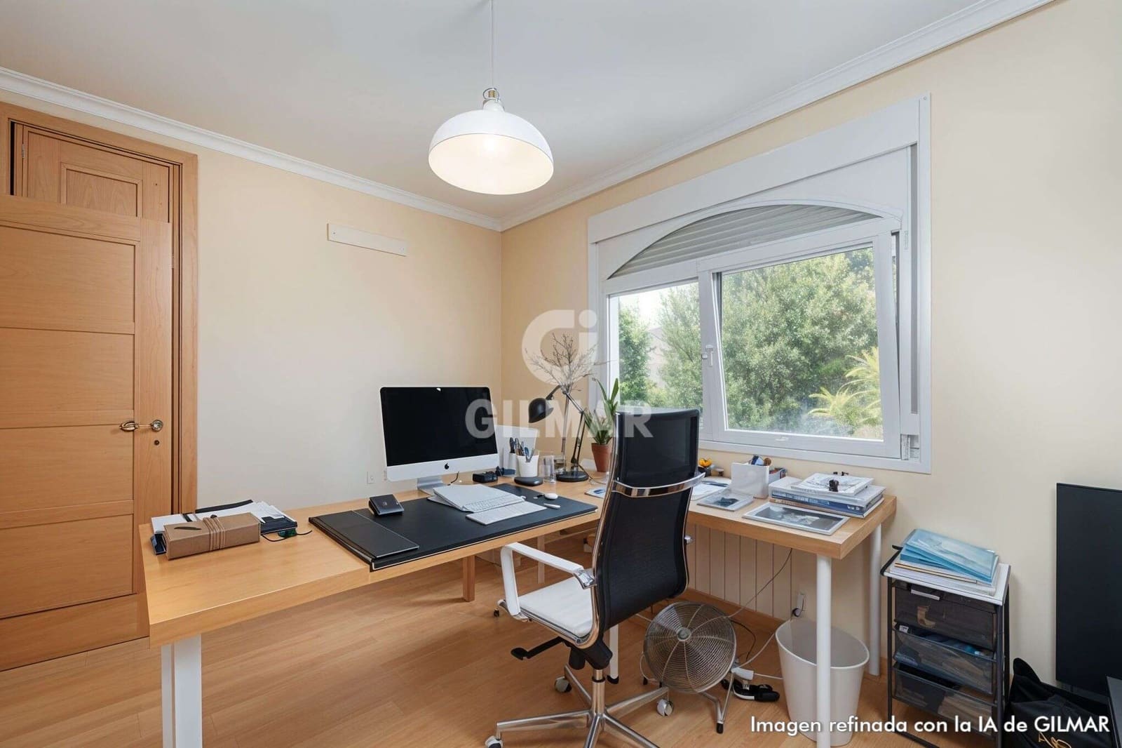 4 bedroom Villa for sale in Madrid city with pool garage - € 999,000 (Ref: 9223654)