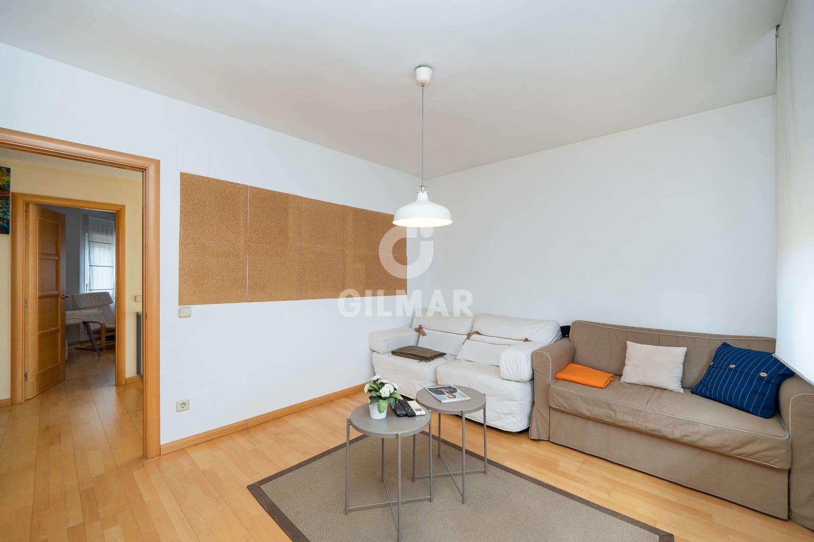 4 bedroom Villa for sale in Madrid city with pool garage - € 999,000 (Ref: 9223654)